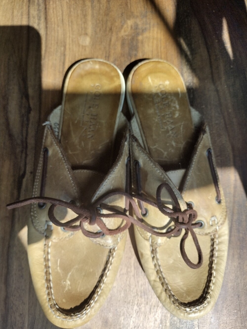 Cole Haan Sporting Tan Leather Boat Mules Size 7.5